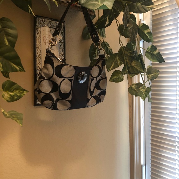 Coach Bag - Picture 6 of 8